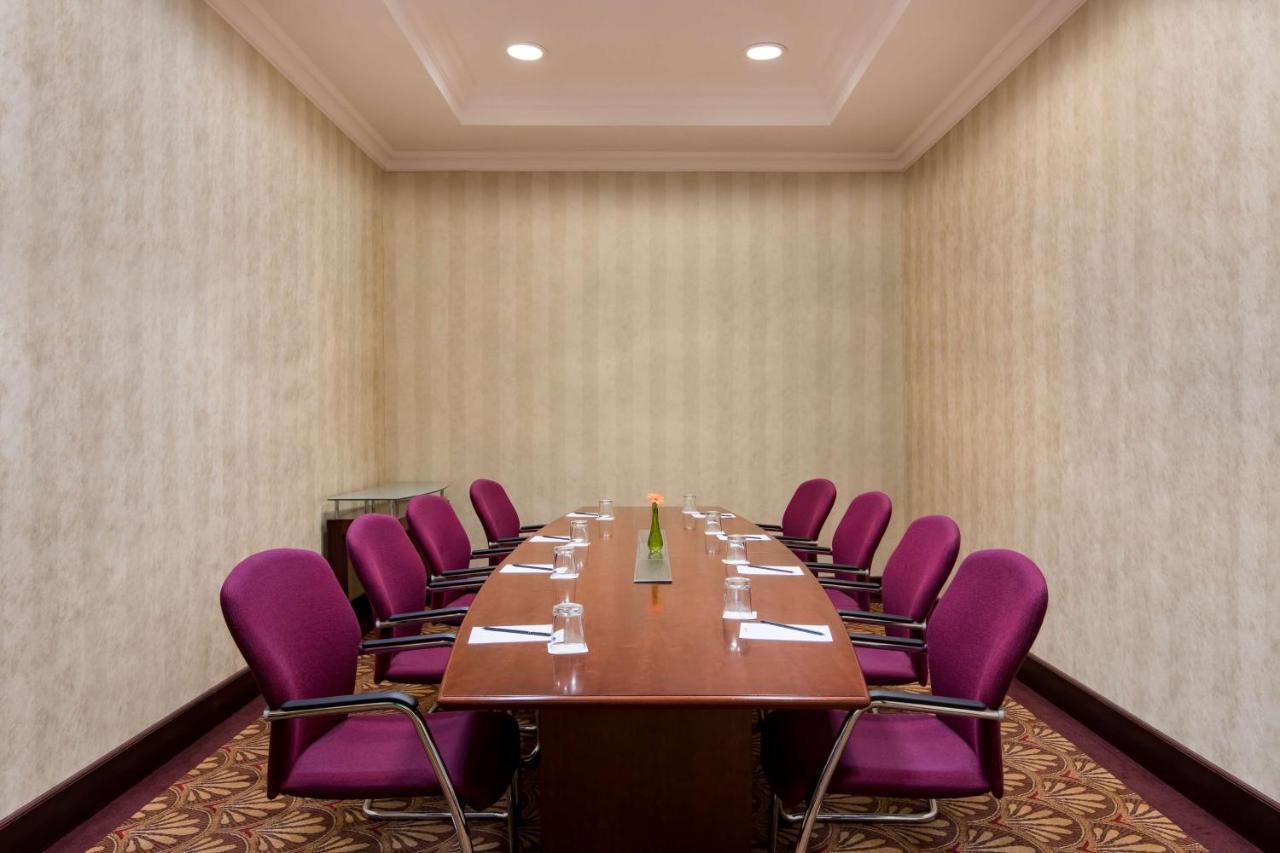 Radisson Blu Carlton Hotel, Μπρατισλάβα Εξωτερικό φωτογραφία