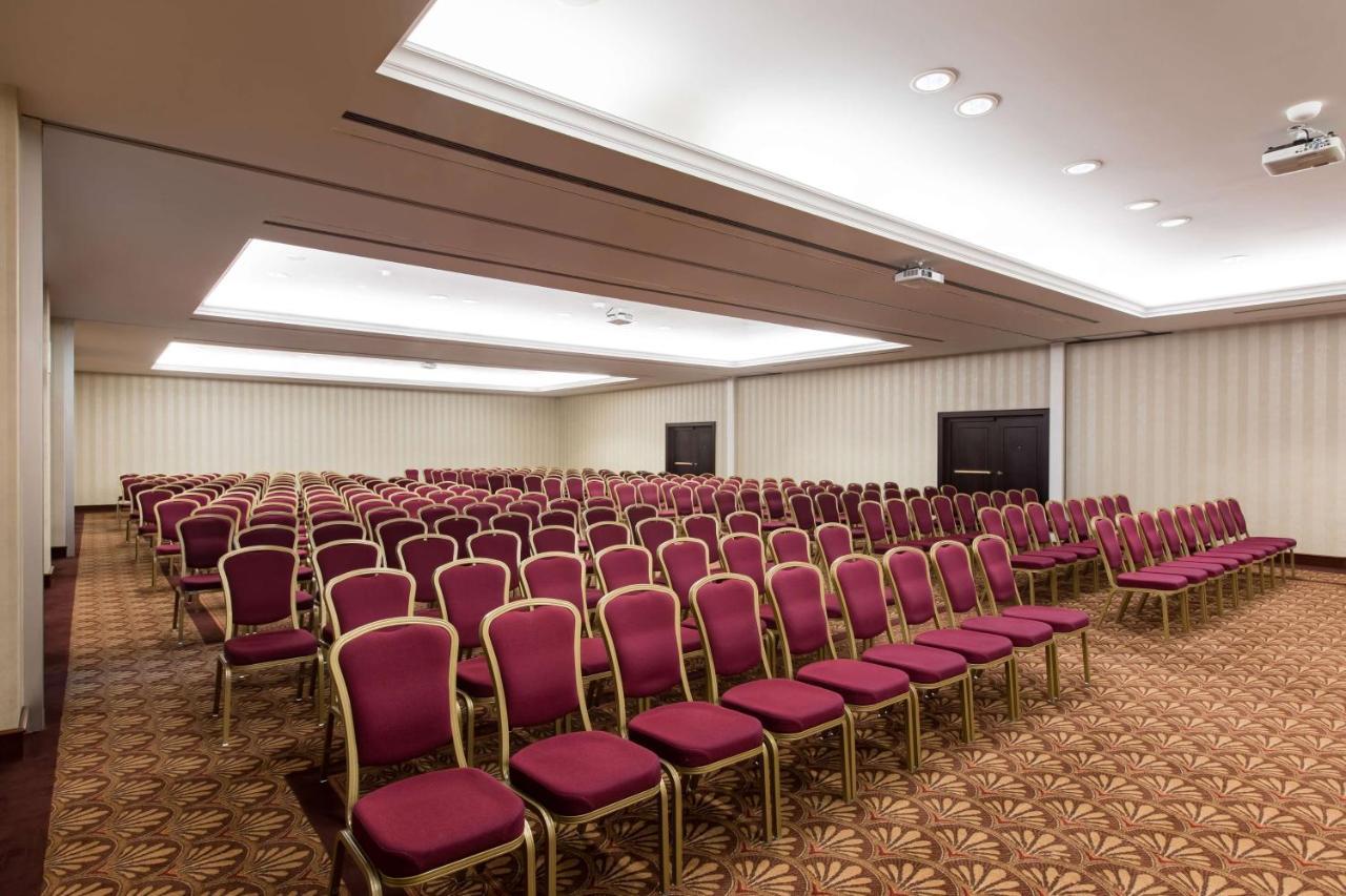 Radisson Blu Carlton Hotel, Μπρατισλάβα Εξωτερικό φωτογραφία