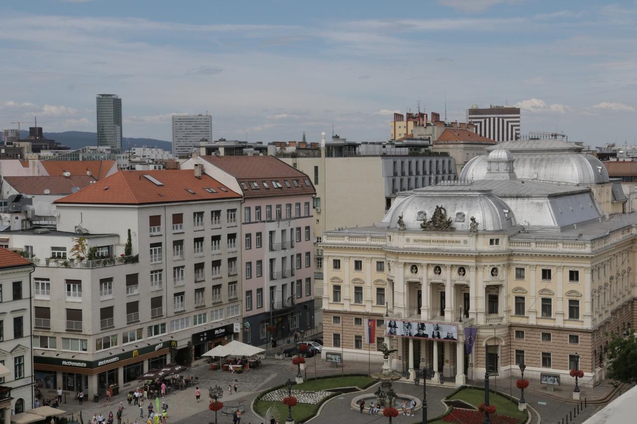 Radisson Blu Carlton Hotel, Μπρατισλάβα Εξωτερικό φωτογραφία